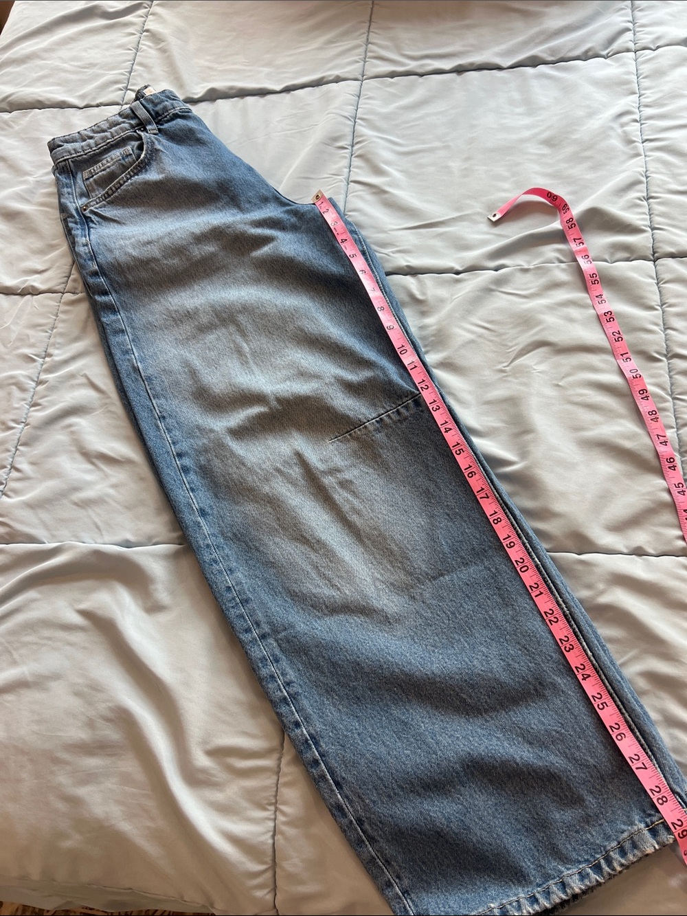 Cotton On High-Rise Wide- leg Barrel Jeans in Light Blue Wash - Picture 5 of 6